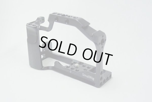 画像2: EOS KISS M用L型ブラケット Smallrig 中古品 (2)